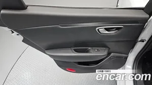 Renault SM6, 2019 — миниатюра 15
