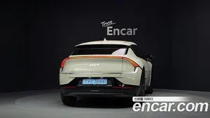 Kia EV6, 2023 — миниатюра 4