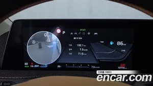Kia EV6, 2023 — миниатюра 11