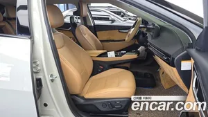 Kia EV6, 2023 — миниатюра 17