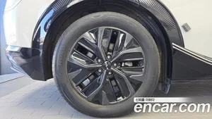 Kia EV6, 2023 — миниатюра 7