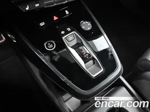 Audi Q4 e-tron, 2023 — миниатюра 9