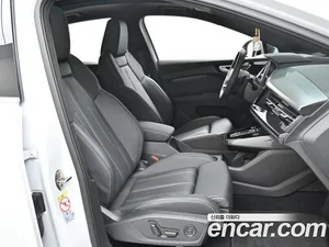 Audi Q4 e-tron, 2023 — миниатюра 10