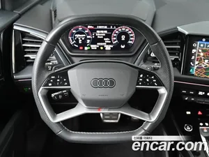 Audi Q4 e-tron, 2023 — миниатюра 13