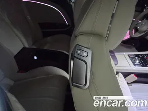 Bentley Continental, 2025 — миниатюра 16