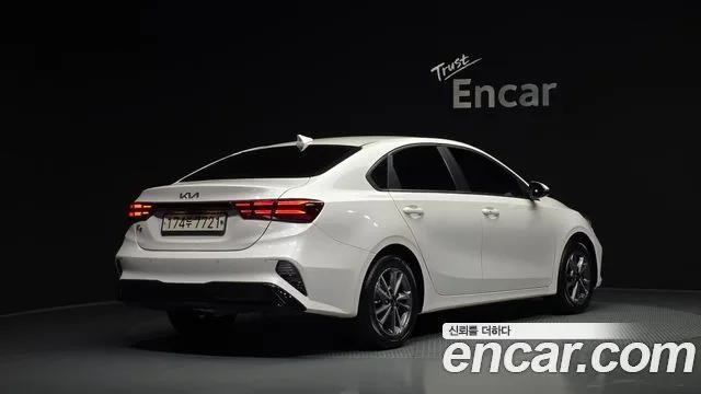 Kia K3, 2022 — фото автомобиля из Кореи