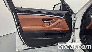 BMW 5-Series, 2016 — миниатюра 13