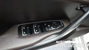 Kia Stinger, 2017 — миниатюра 29