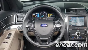 Ford Explorer, 2019 — миниатюра 18