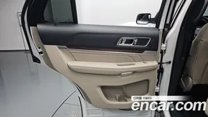 Ford Explorer, 2019 — миниатюра 14