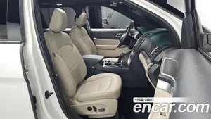 Ford Explorer, 2019 — миниатюра 15