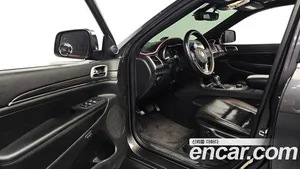 Jeep Cherokee, 2019 — миниатюра 10