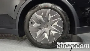 Tesla Model Y, 2026 — миниатюра 7