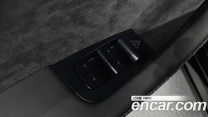 Tesla Model Y, 2026 — миниатюра 29