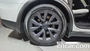 Tesla Model X, 2024 — миниатюра 5