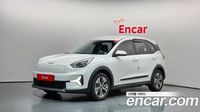 Kia Niro, 2023 — фото автомобиля из Кореи