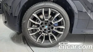 BMW X6, 2025 — миниатюра 5