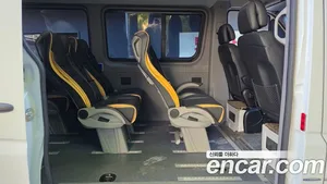 Mercedes-Benz Sprinter, 2017 — миниатюра 12