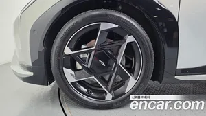 Kia EV4, 2025 — миниатюра 4