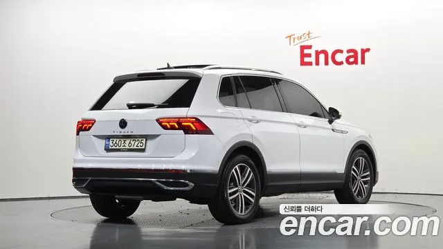 Volkswagen Tiguan, 2021 — фото автомобиля из Кореи