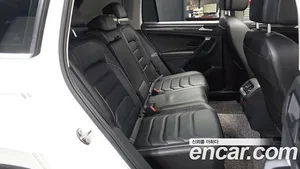 Volkswagen Tiguan, 2021 — миниатюра 17