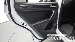Volkswagen Tiguan, 2021 — миниатюра 14