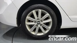 Hyundai Avante, 2015 — миниатюра 5