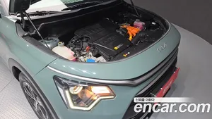Kia Niro, 2023 — миниатюра 6