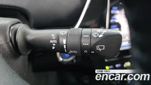 Toyota Prius, 2019 — миниатюра 18