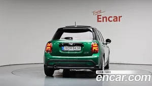 Mini Cooper, 2022 — миниатюра 3