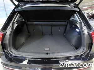 Volkswagen Tiguan, 2022 — миниатюра 8