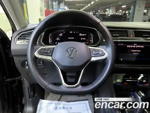 Volkswagen Tiguan, 2022 — миниатюра 13
