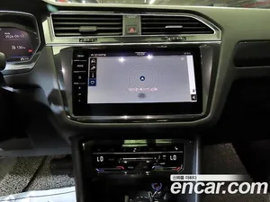 Volkswagen Tiguan, 2022 — миниатюра 16