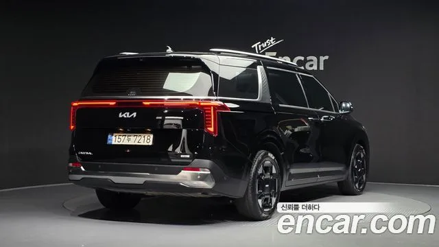Kia Carnival, 2024 — фото автомобиля из Кореи
