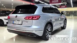 Volkswagen Touareg, 2023 — миниатюра 7