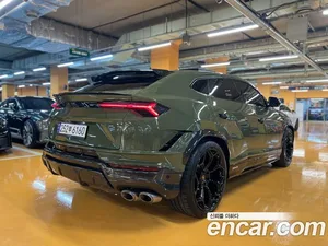 Lamborghini Urus, 2023 — миниатюра 5
