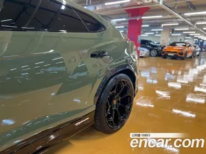 Lamborghini Urus, 2023 — миниатюра 8