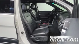 Ford Explorer, 2016 — миниатюра 11
