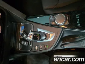 BMW 3-Series, 2018 — миниатюра 9