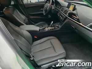 BMW 3-Series, 2018 — миниатюра 12