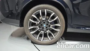 BMW X6, 2025 — миниатюра 5