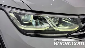 Volkswagen Tiguan, 2023 — миниатюра 8