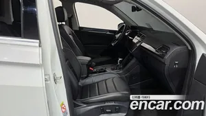 Volkswagen Tiguan, 2023 — миниатюра 16