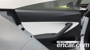 Tesla Model 3, 2020 — миниатюра 15