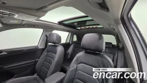 Volkswagen Tiguan, 2023 — миниатюра 12