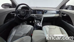 Kia Niro, 2018 — миниатюра 10