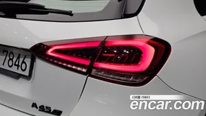 Mercedes-Benz A-Class, 2021 — миниатюра 9