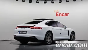 Porsche Panamera, 2018 — миниатюра 2