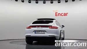 Porsche Panamera, 2018 — миниатюра 4