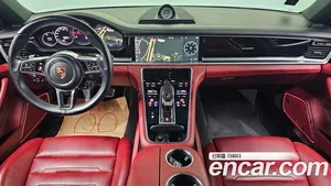 Porsche Panamera, 2018 — миниатюра 10